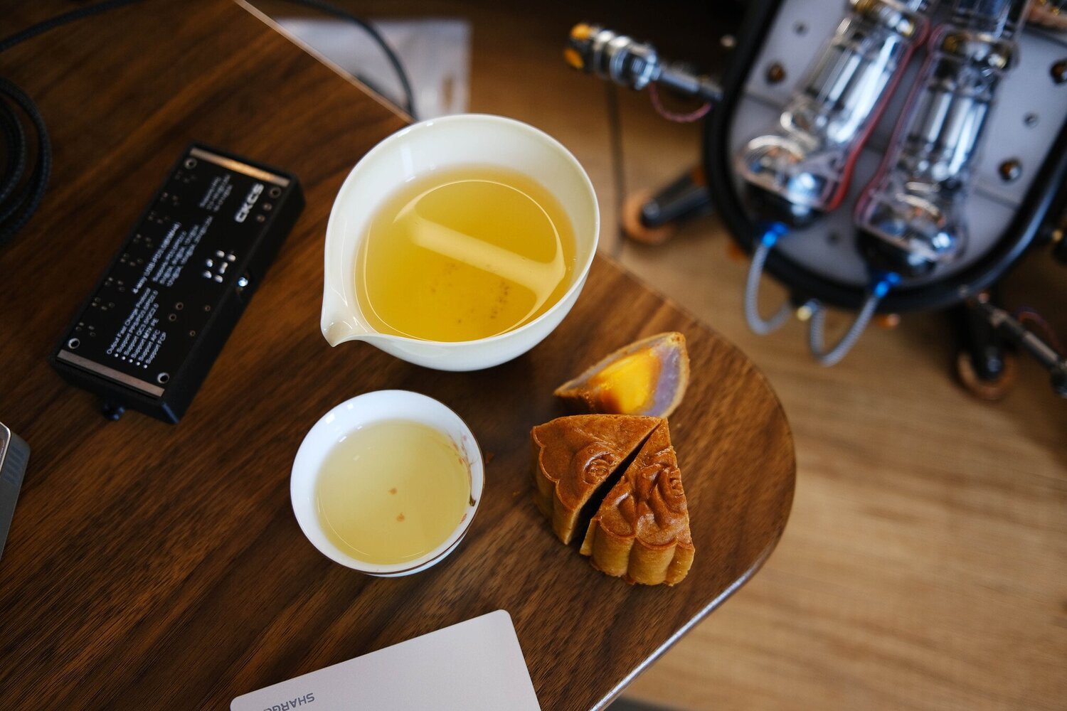 bàn solo content creator