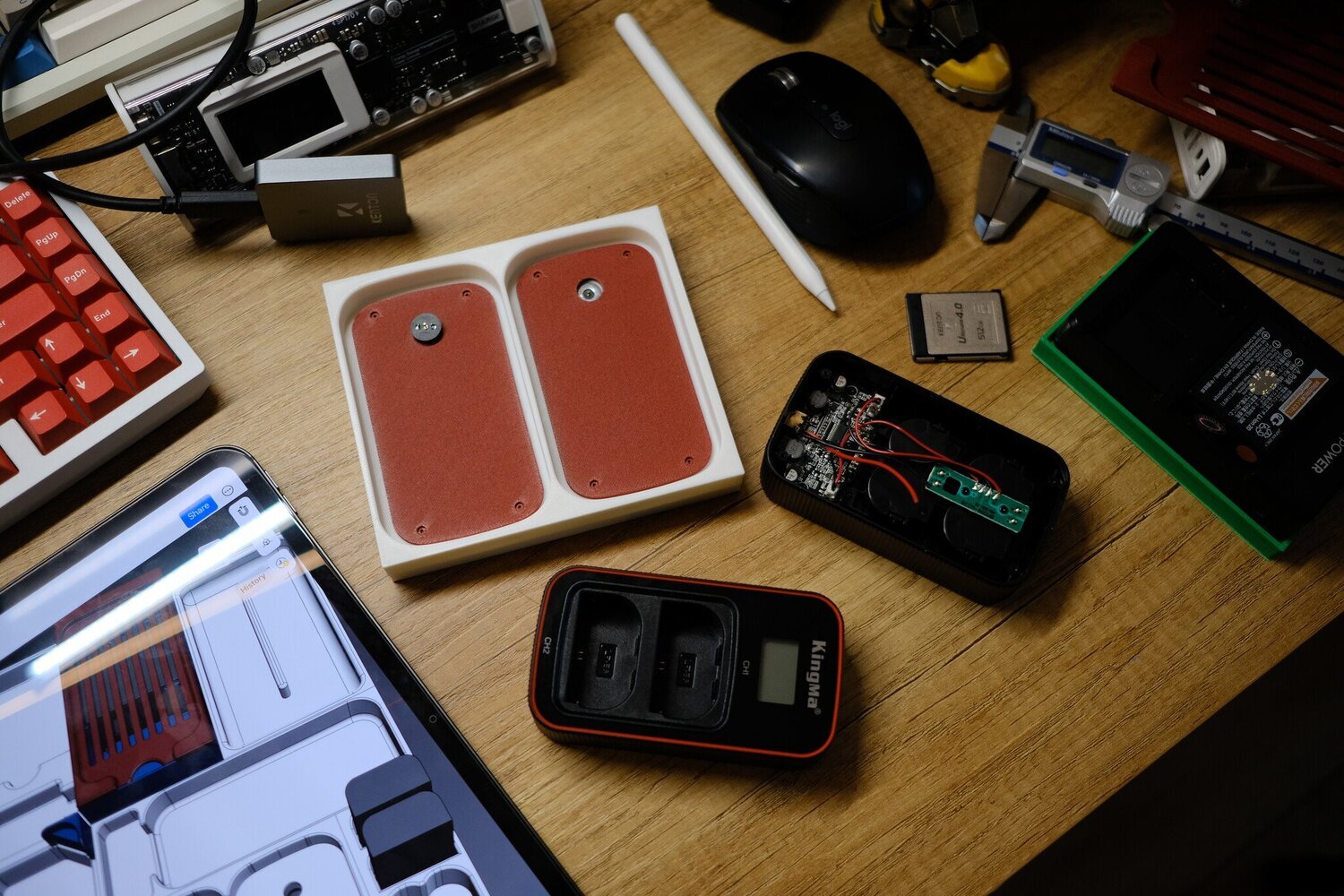 thiết kế lại hộc bàn công nghệ với in3d