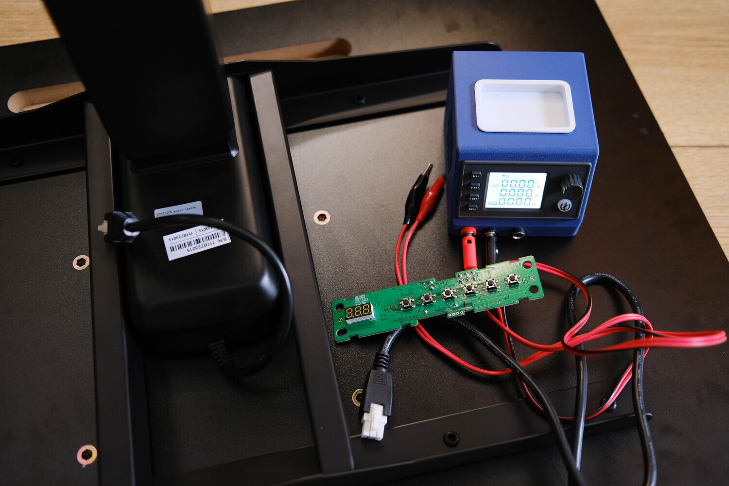 bàn solo content creator