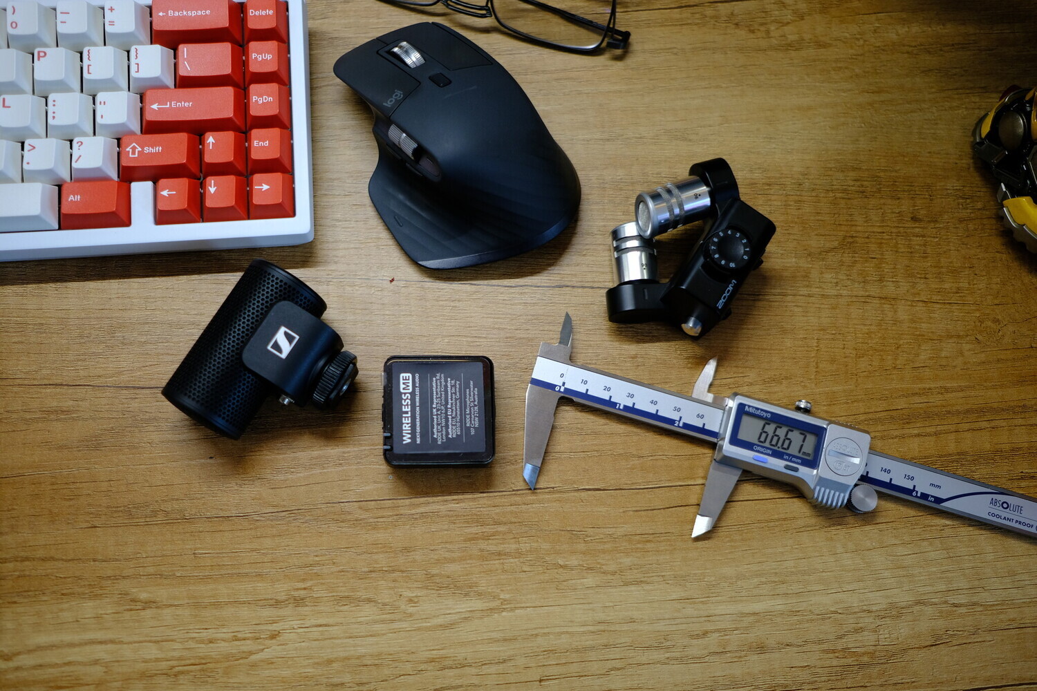 thiết kế lại hộc bàn công nghệ với in3d