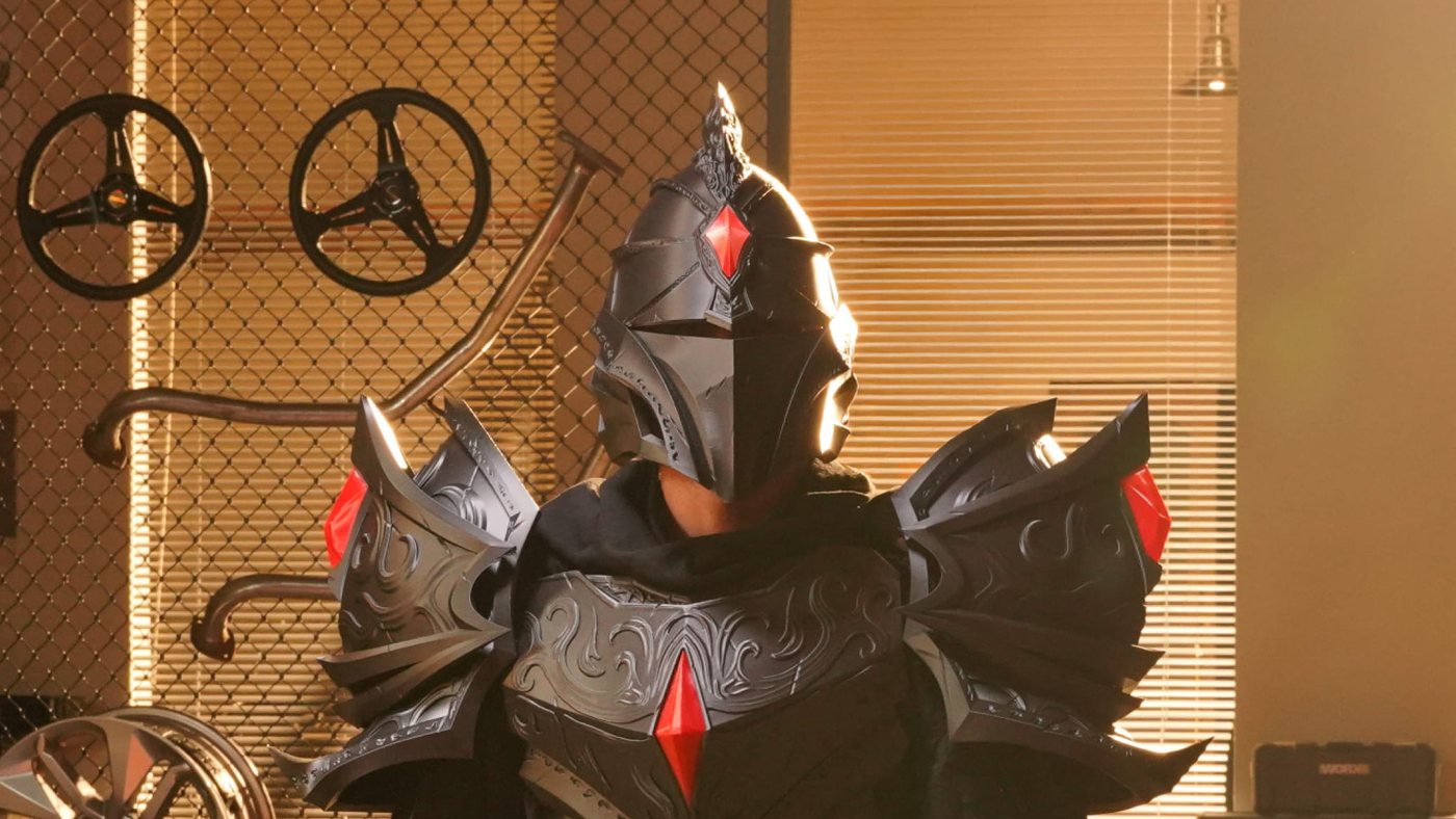 Full-size cosplay armor — what big volume is for